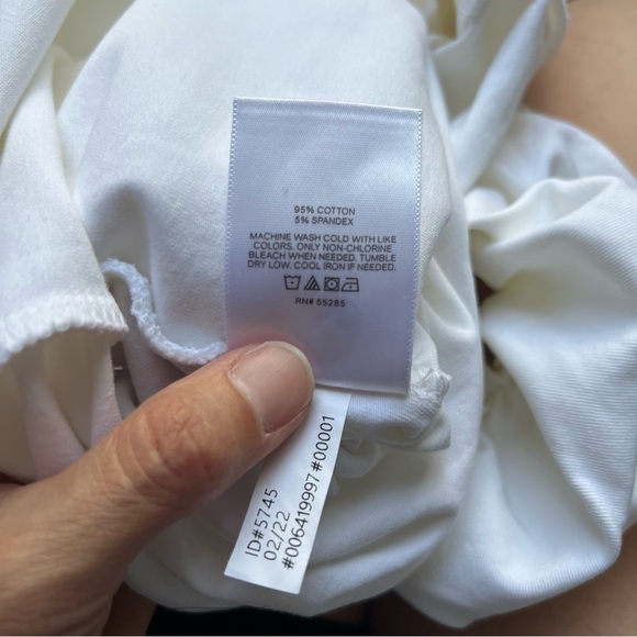 NWOT Express Scoop Neck Puff Strap Thong Bodysuit- XS size - Picture 13 of 14